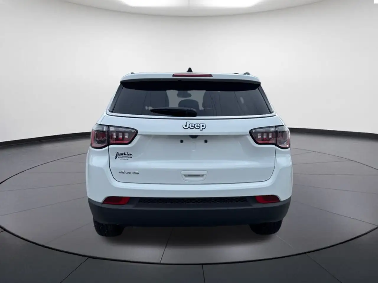 Jeep Compass снимка Jeep Compass