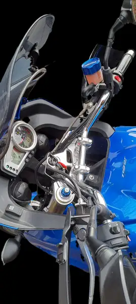 Triumph Tiger 1050 - foto 4