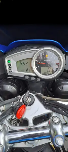 Triumph Tiger 1050 - foto 5