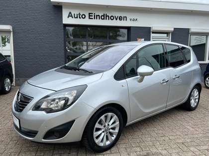 Opel Meriva 1.4 Turbo,Cosmo,Leder,Airco € 5995,-