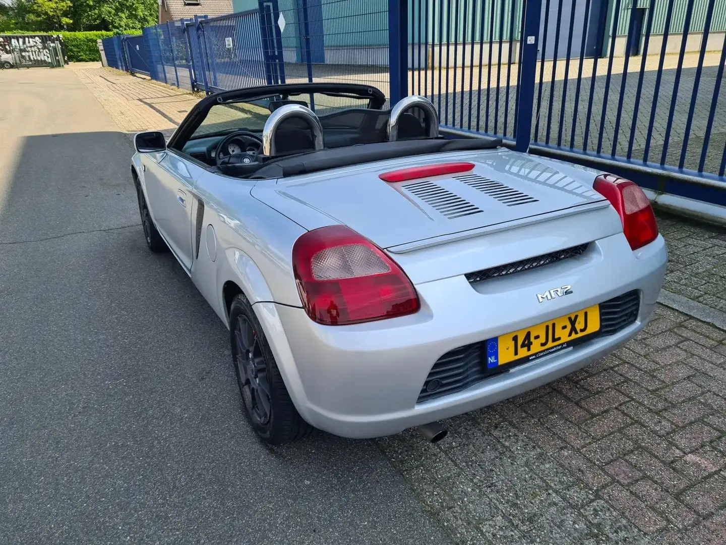 Toyota MR 2 1.8 16V VVT-i SPORT EDITION *186.501 KM*CV*ELEC.RA Grau - 2