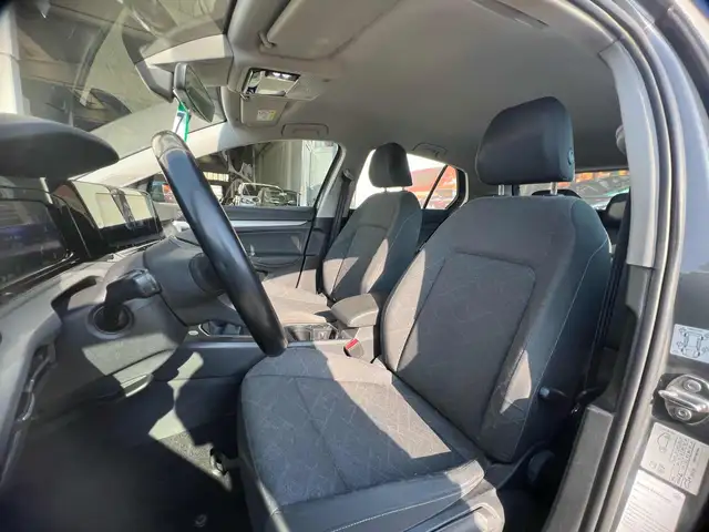 Volkswagen Golf view 9