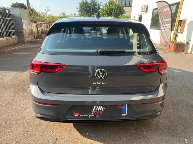Volkswagen Golf view 6
