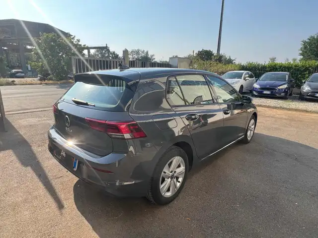 Volkswagen Golf view 5