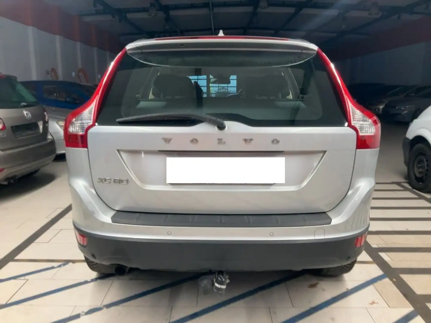 Volvo XC60 XC60 Momentum 2WD 1.Hand/Bi-Xenon/AHK Silber - 2