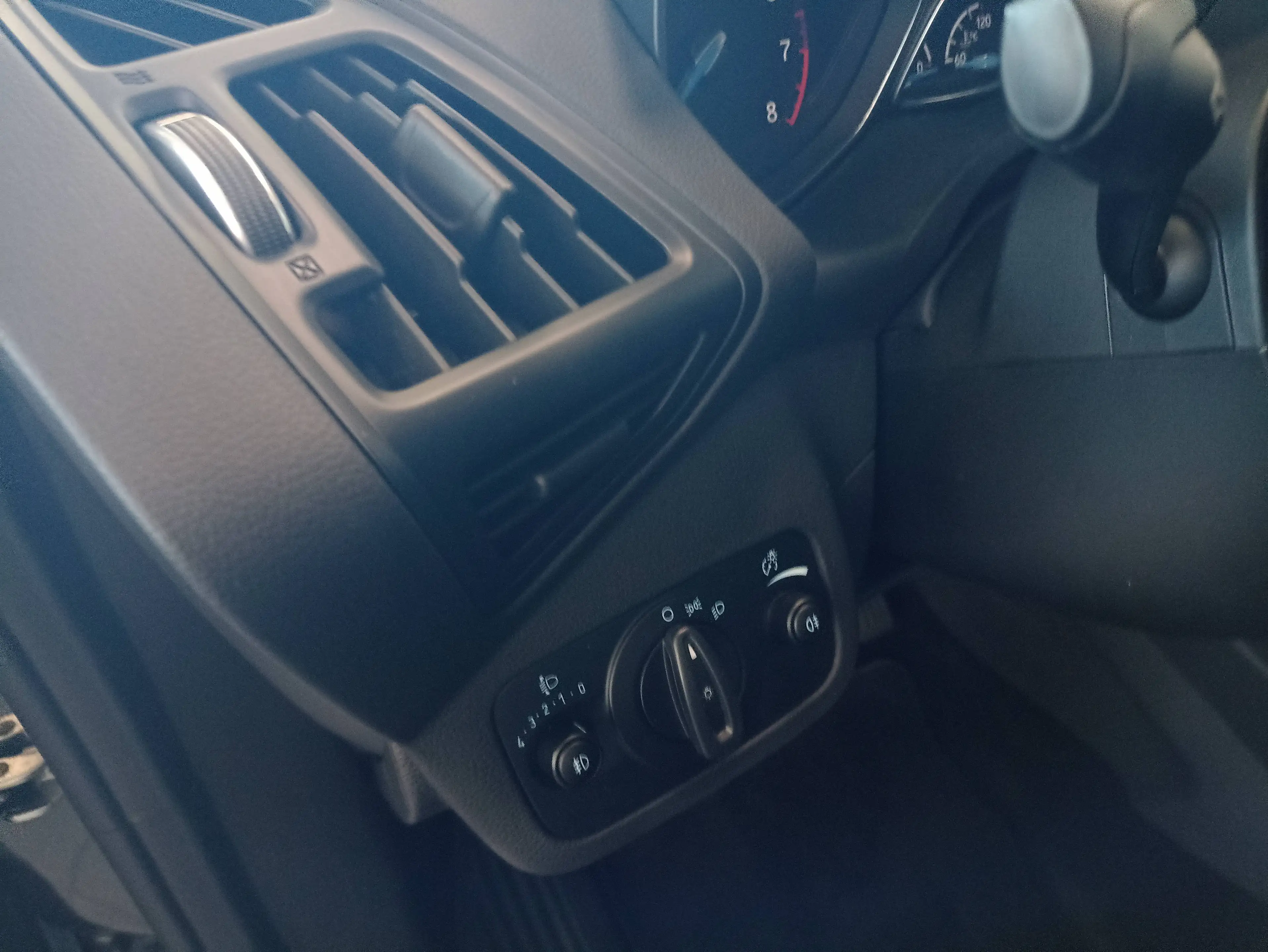 Ford C-Max C-Max 1.0 EcoBoost Start-Stopp-System Cool & Connect — photo 7
