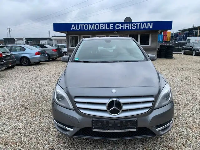 Mercedes-Benz B 220 CDI Automatik AHK Bi-Xenon Euro6