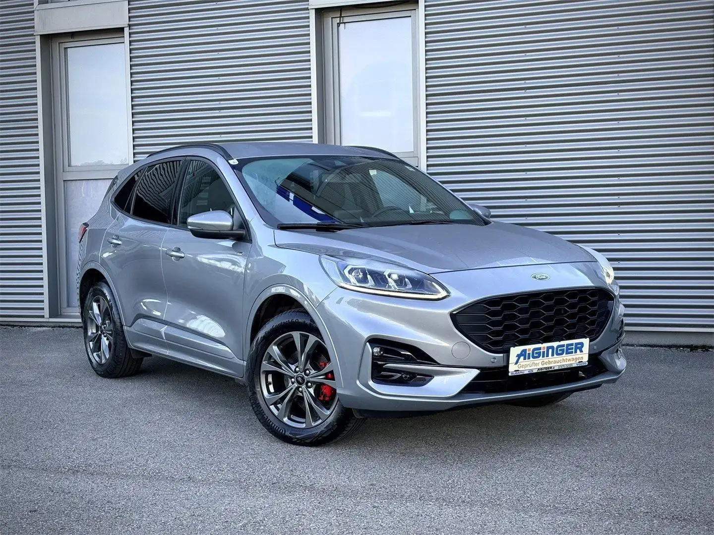 Ford Kuga ST-Line X PHEV Anhängevorrichtung Grau - 1