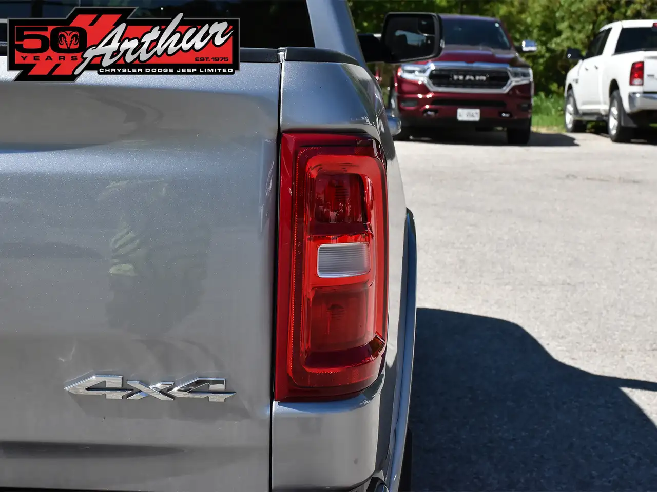 RAM 1500 снимка RAM 1500