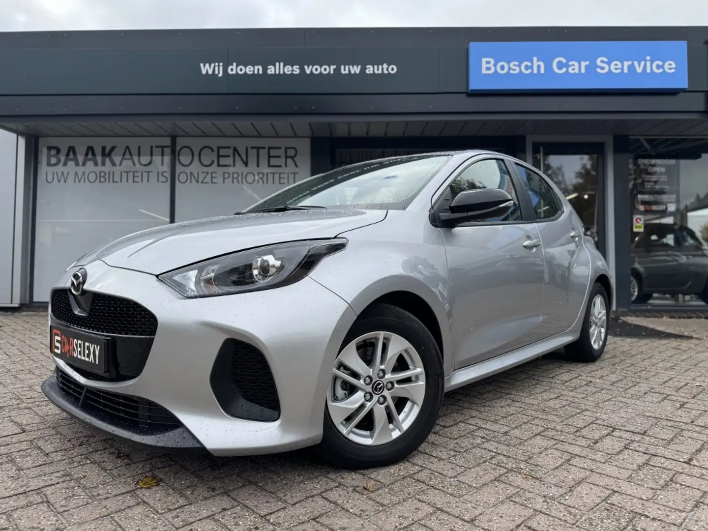 Mazda 2 Hybrid 1.5 Centre-line | Camera | Stoelverwarming Zilver - 2