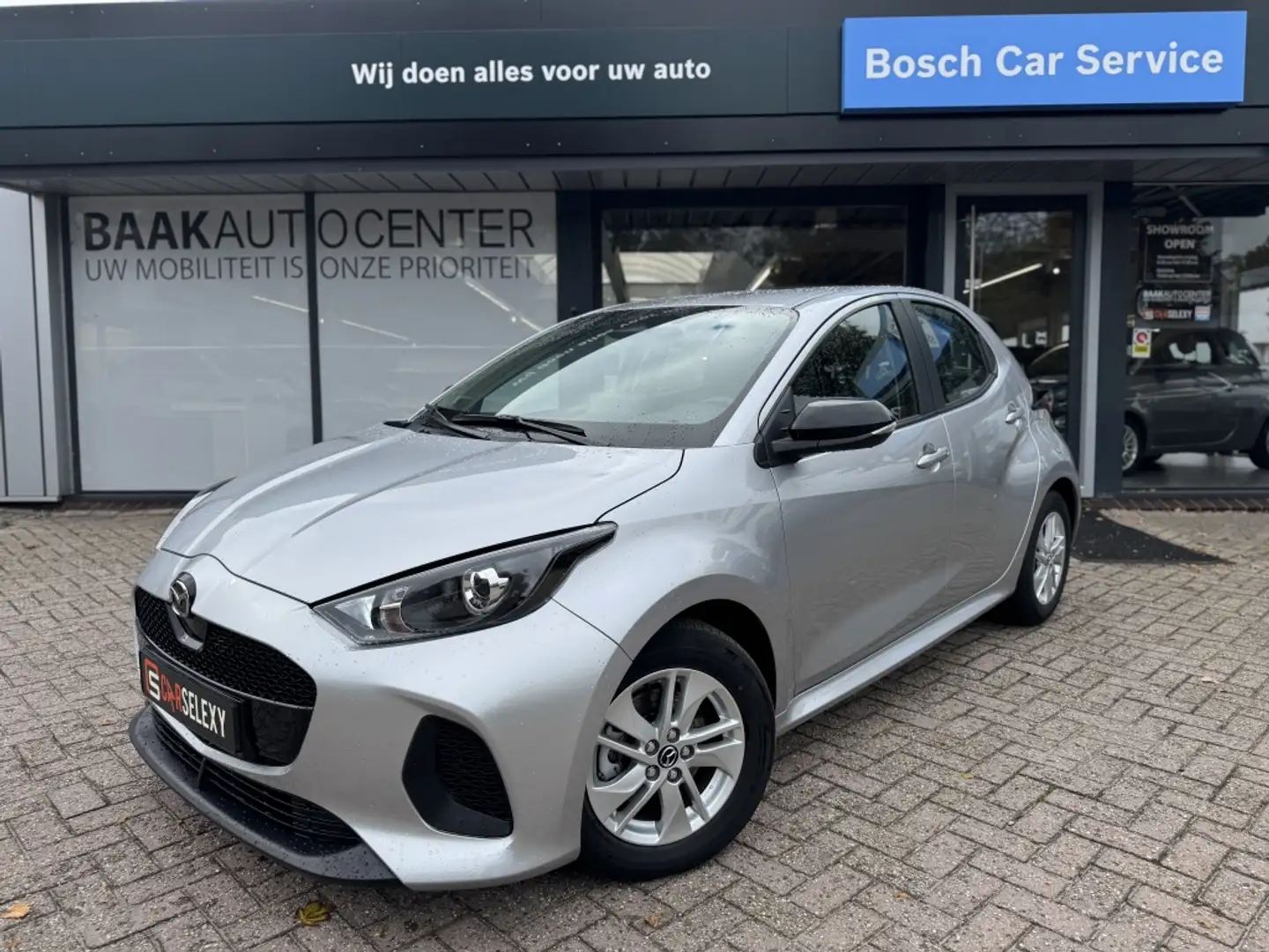 Mazda 2 Hybrid 1.5 Centre-line | Camera | Stoelverwarming Zilver - 1