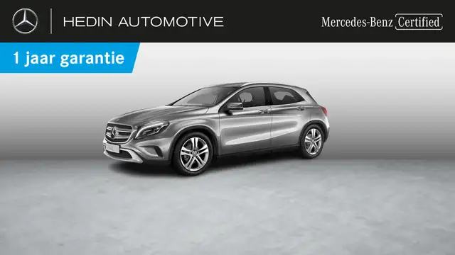 Mercedes-Benz GLA 200 Luxury Line | Achteruitrijcamera | Navigatie | Par