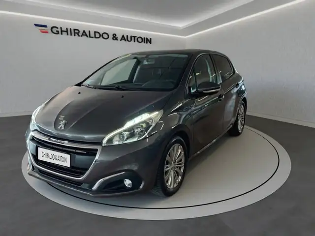 Peugeot 208 I 2015 5p 1.5 bluehdi Active s&s 100cv 5m