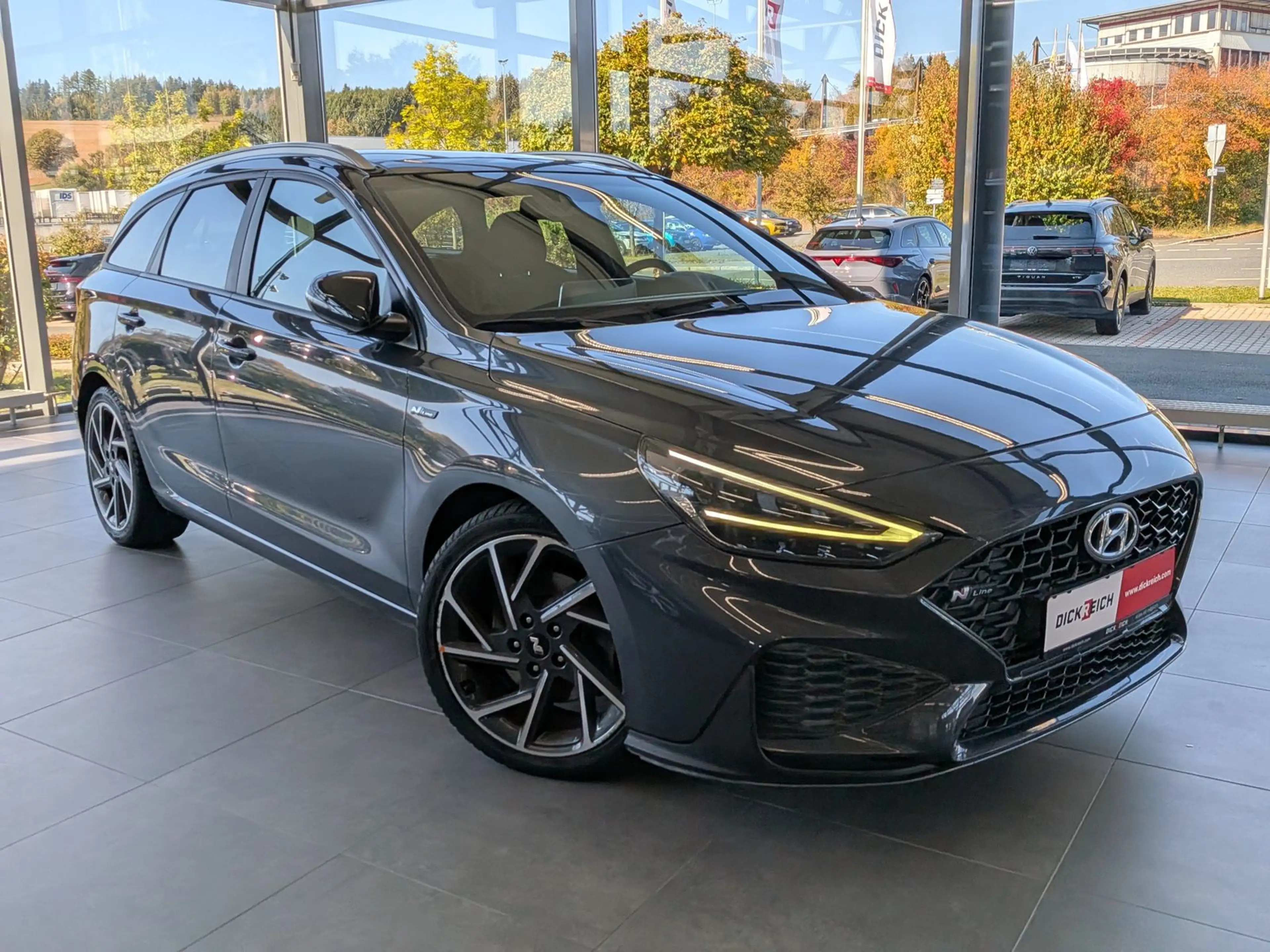 Hyundai i30 1.5 N-Line LED Kamera Pano Keyless SHz 18" — photo 2