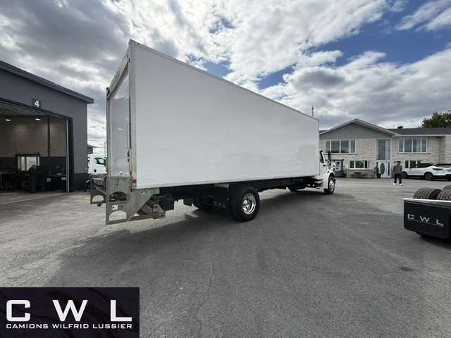 2019 Freightliner M2 106
