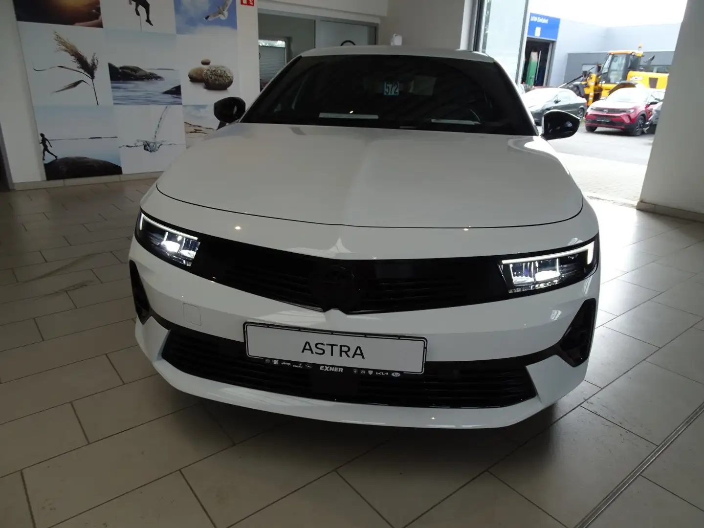 Opel Astra Sports Tourer GS 130 PS Klimaaut., Rückfahrk., AHK Weiß - 2