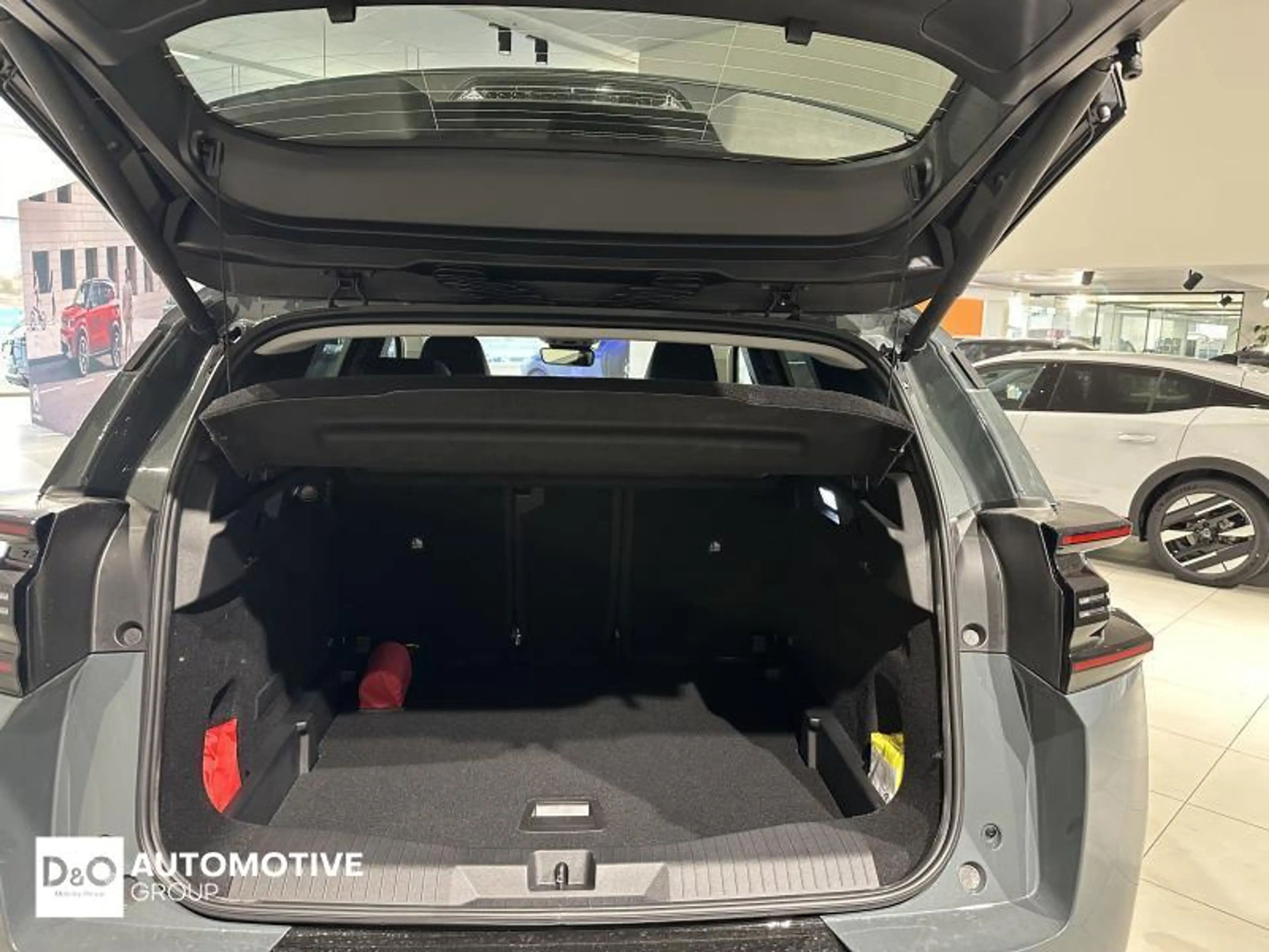 Citroen C5 Aircross plus hybrid automatic — photo 10
