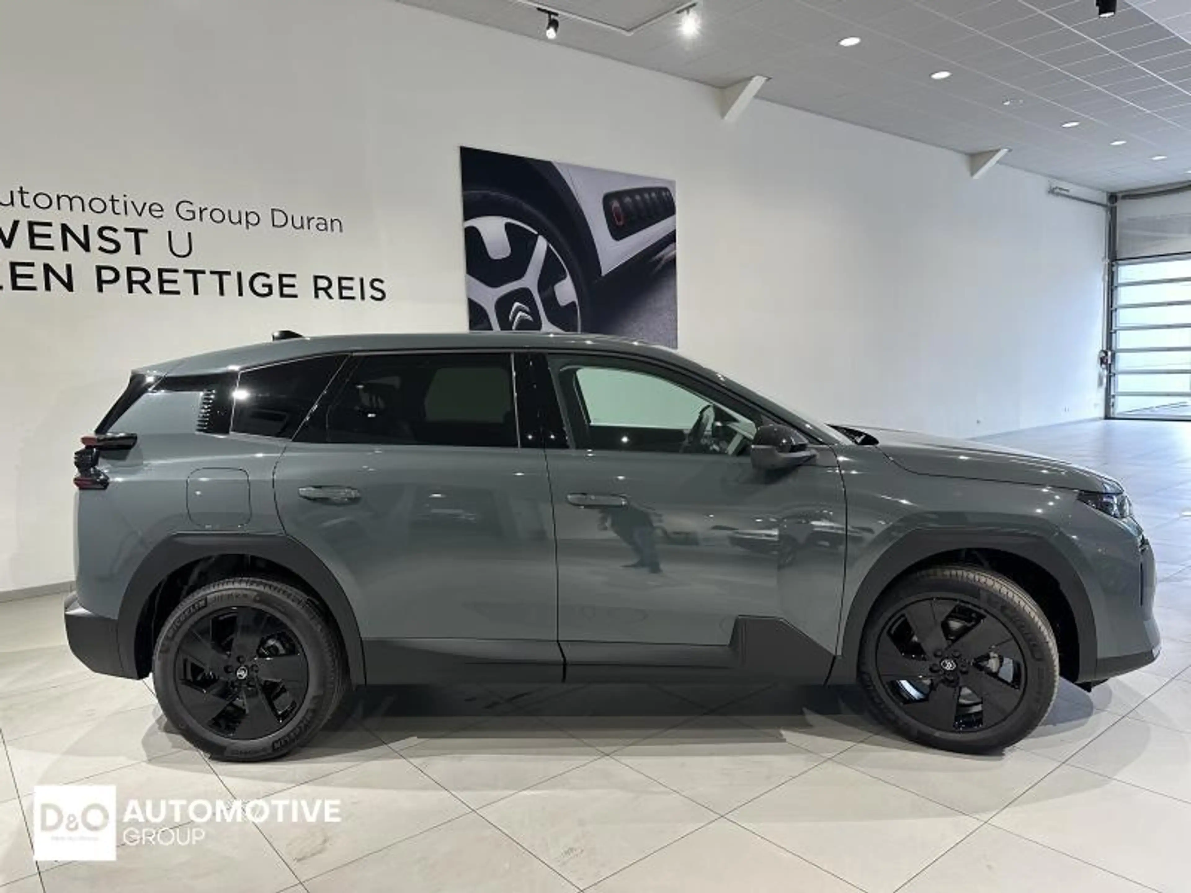 Citroen C5 Aircross plus hybrid automatic — photo 6