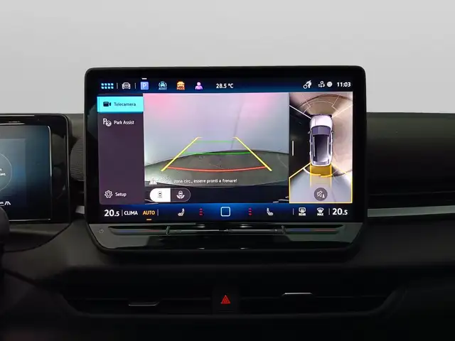 Volkswagen T-Roc view 14
