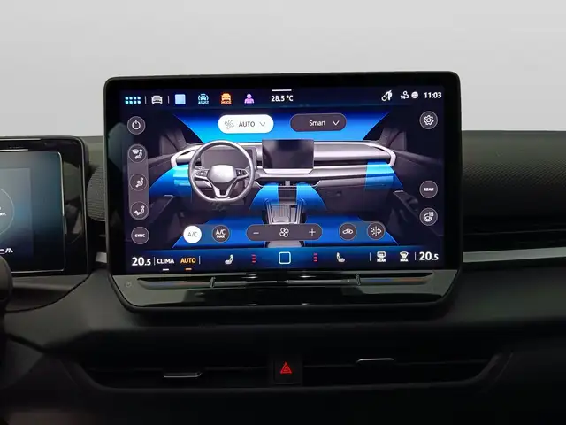Volkswagen T-Roc view 15