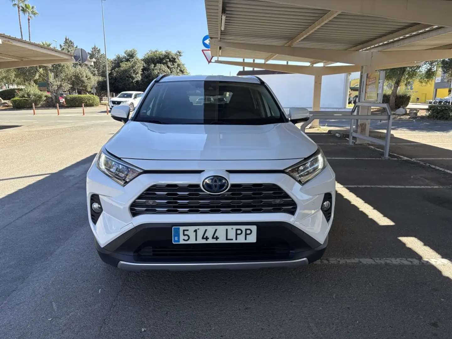 Toyota RAV4 2.5 hybrid 2WD Advance Plus Blanco - 2