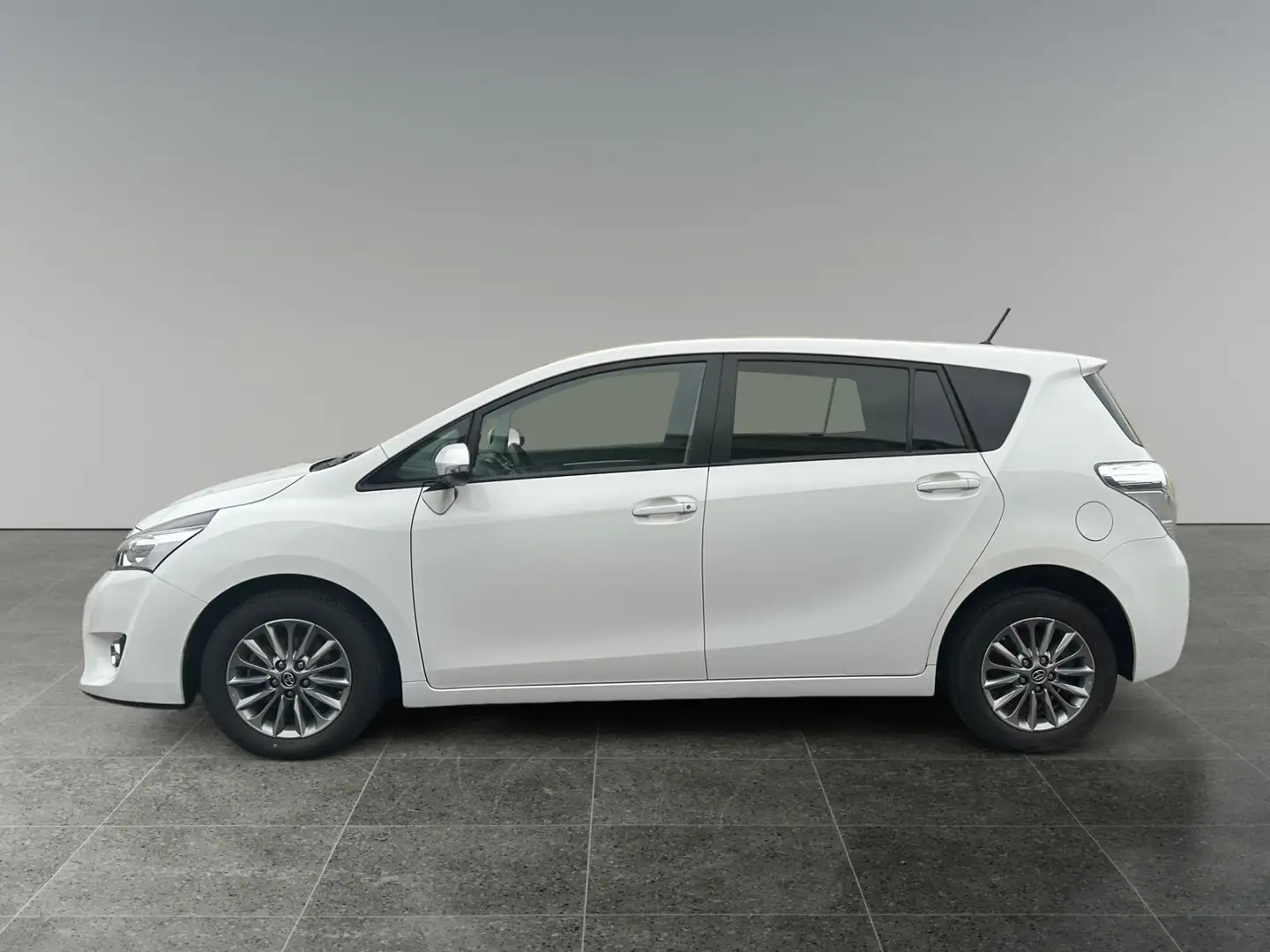 Toyota Verso 1,6 D-4D110 EDITION45 5-SITZIG Blanc - 2