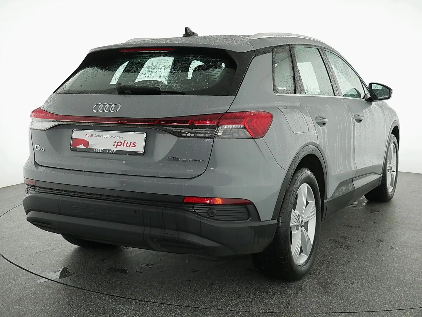 Audi Q4 e-tron 35 e-tron Navi,LED,PDC,Sitzhzg Grijs - 2