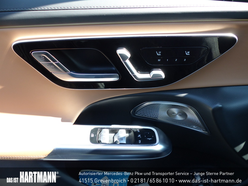 Mercedes-Benz E 53 AMG E 53 Hybrid 4MATIC+ T-Modell Pano HUD S-Sitz — photo 12