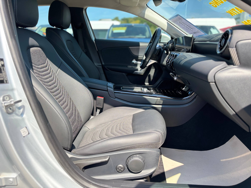 Mercedes-Benz A 220 4 Matic RFK NAVI AUTOMATIK — photo 9