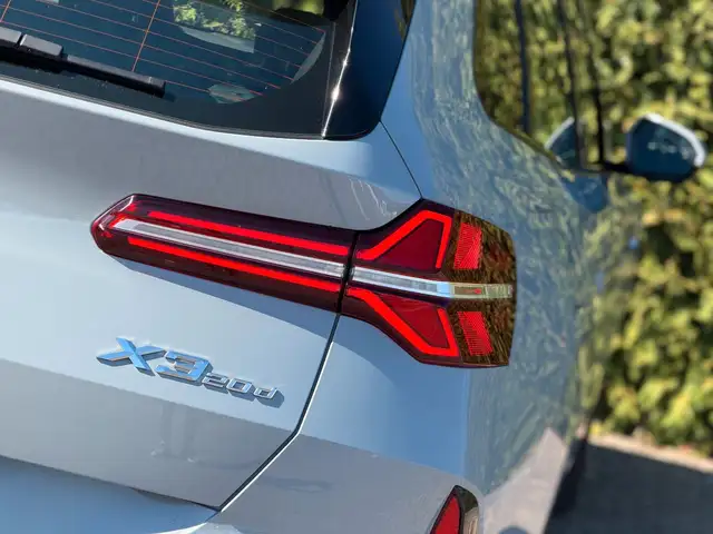 BMW X3 view 7