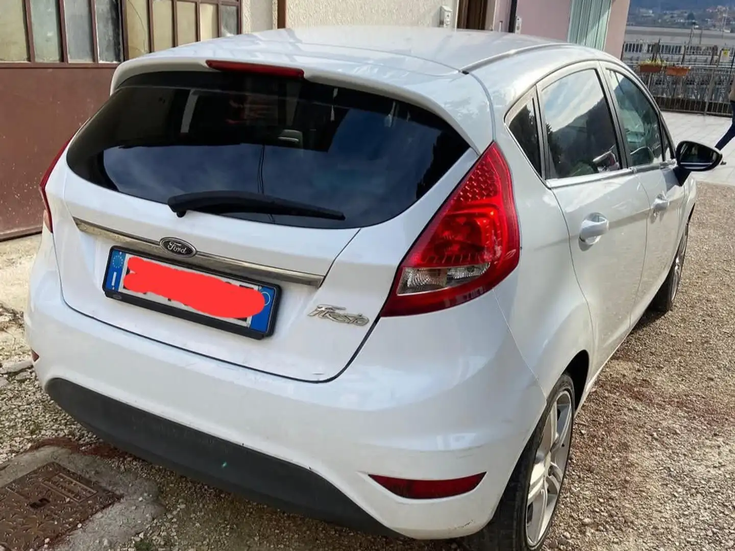 Ford Fiesta Bianco - 2