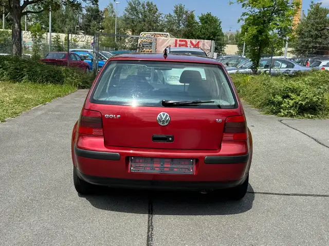 Volkswagen Golf view 7