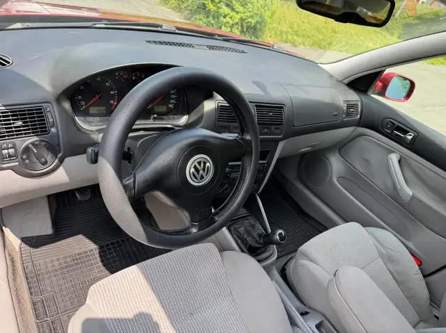 Volkswagen Golf view 15
