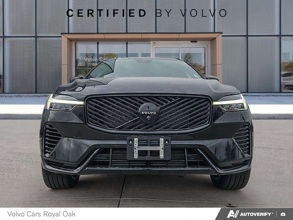 2026 Volvo XC60 Ultra Black Edition — снимка 1