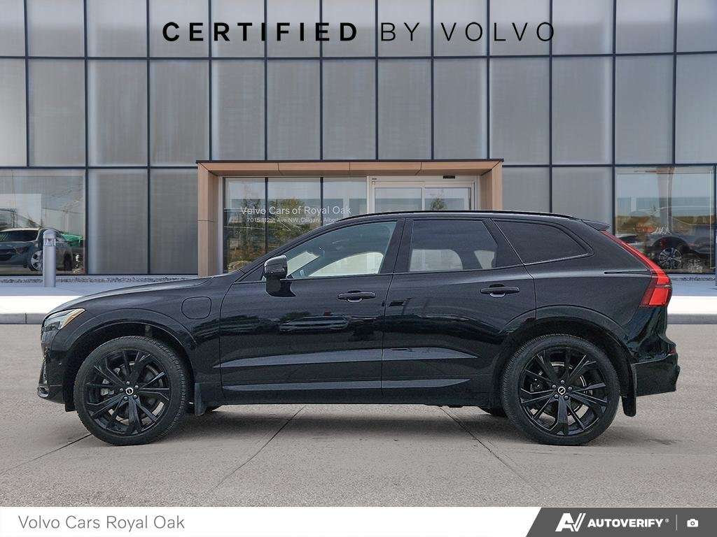2026 Volvo XC60 Ultra Black Edition — снимка 1