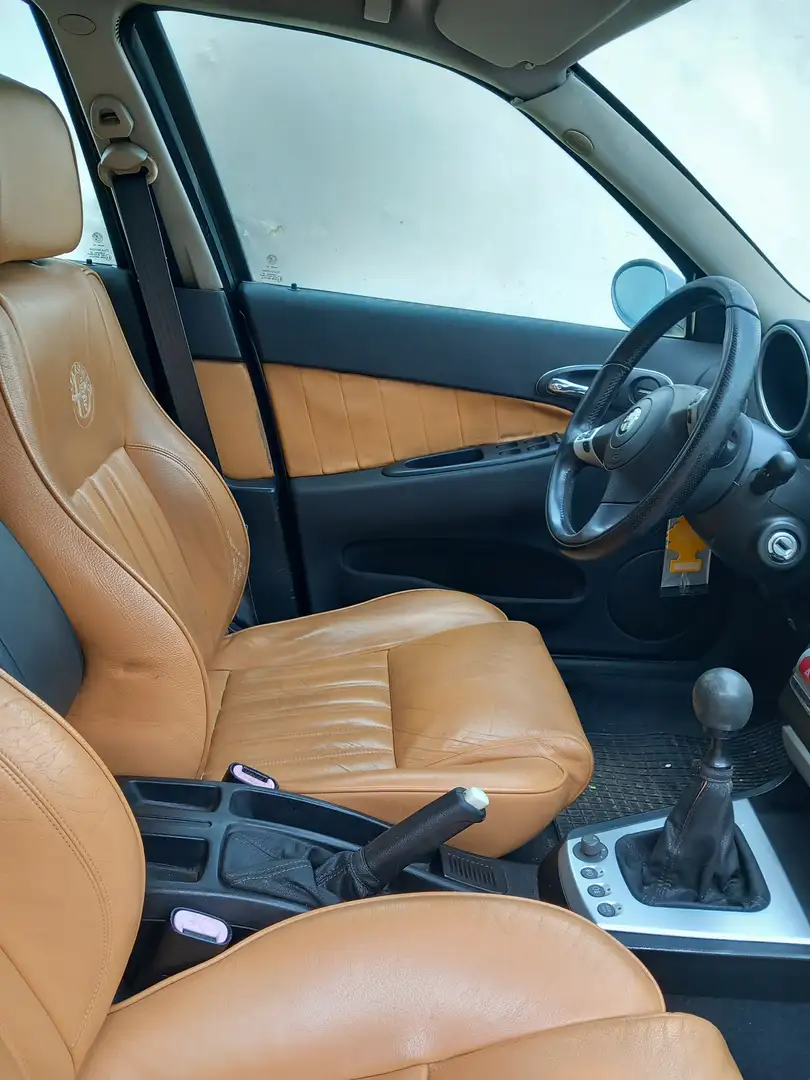 Alfa Romeo 156 156 II 2002 Sportwagon SW 2.4 jtd Distinctive Gri - 1
