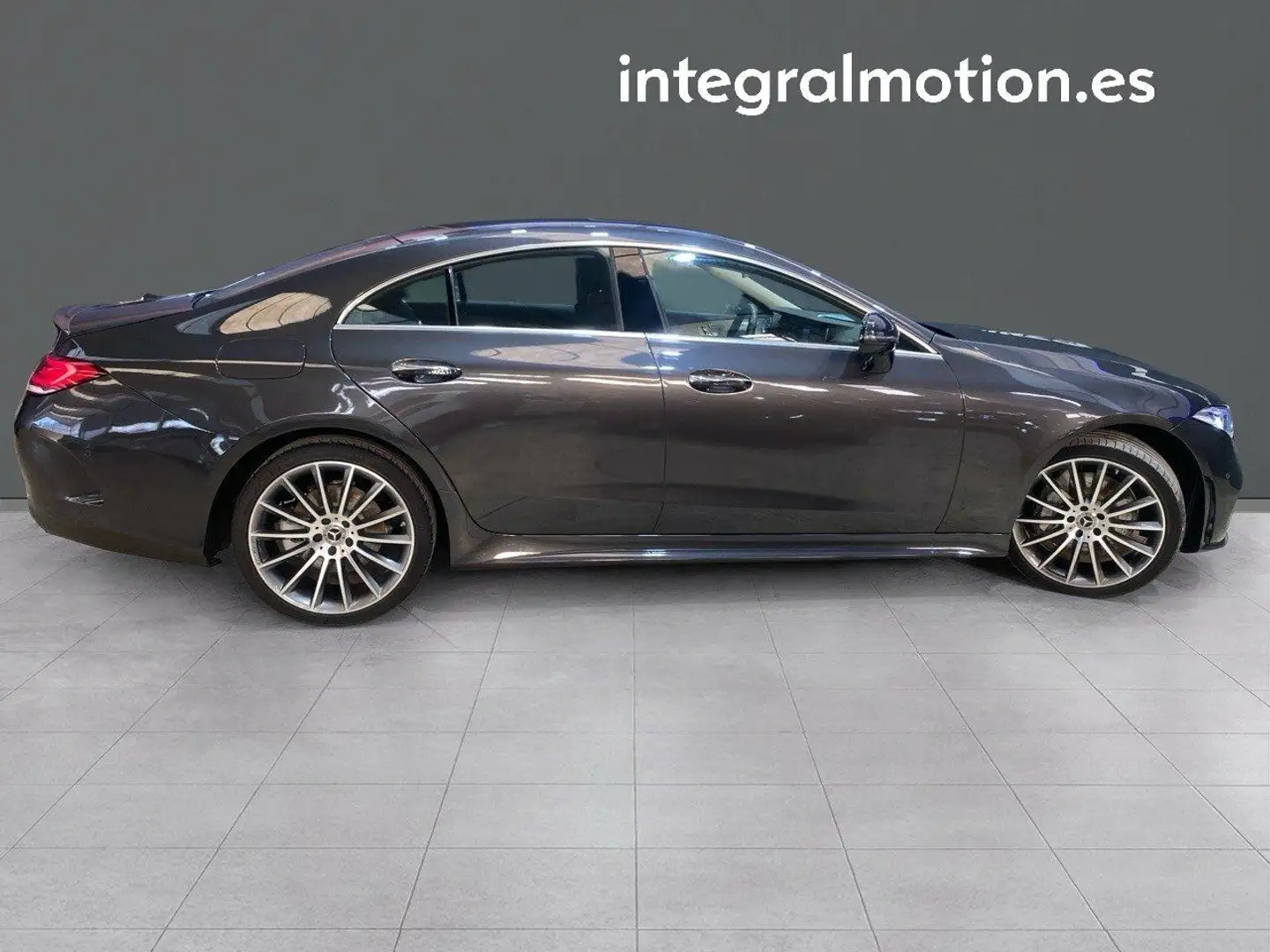 Mercedes-Benz CLS 350 Noir - 2