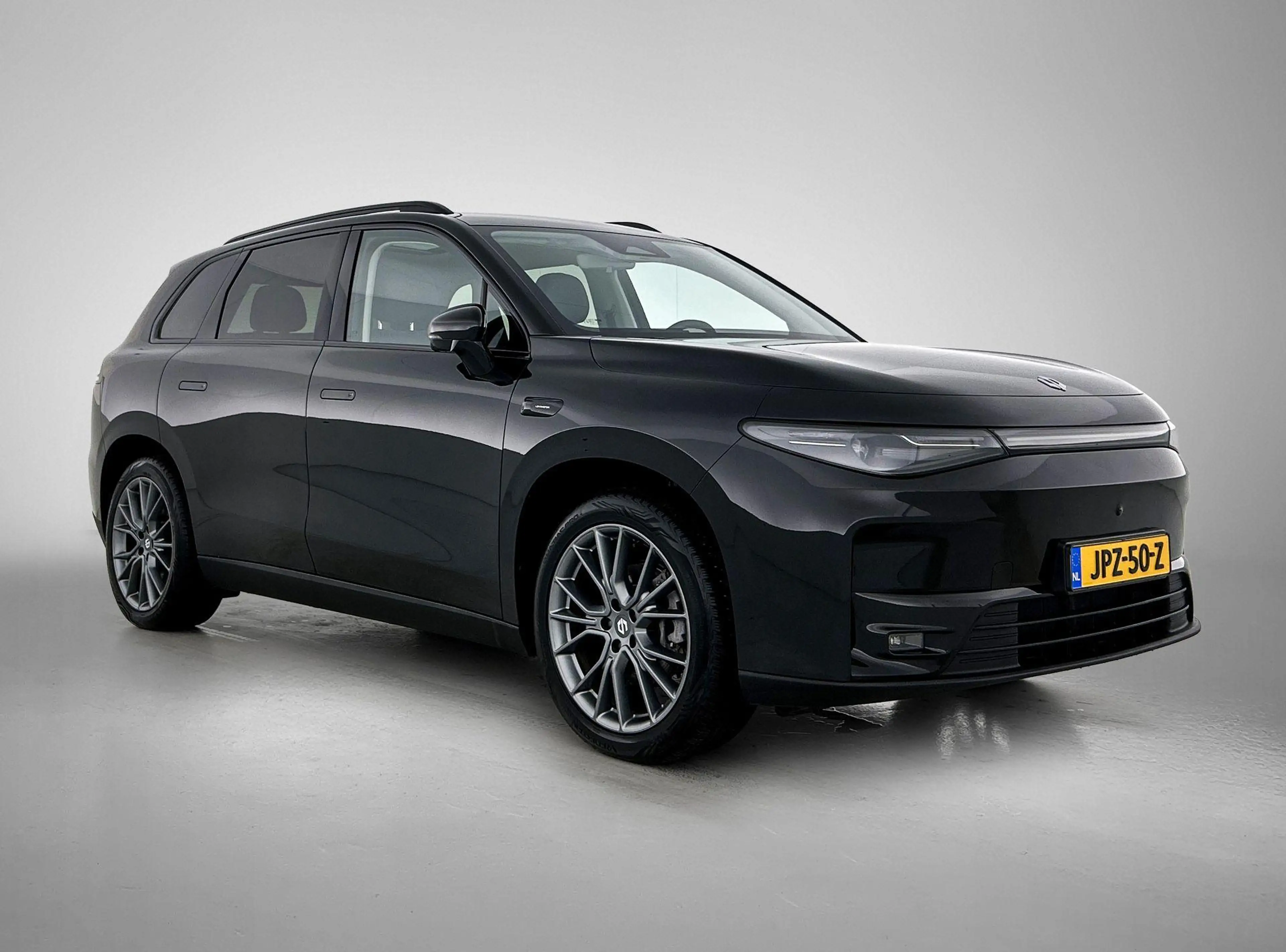 Leapmotor C10 218pk Design 69.9 kWh Automaat | Navigatie | Elekt — photo 2