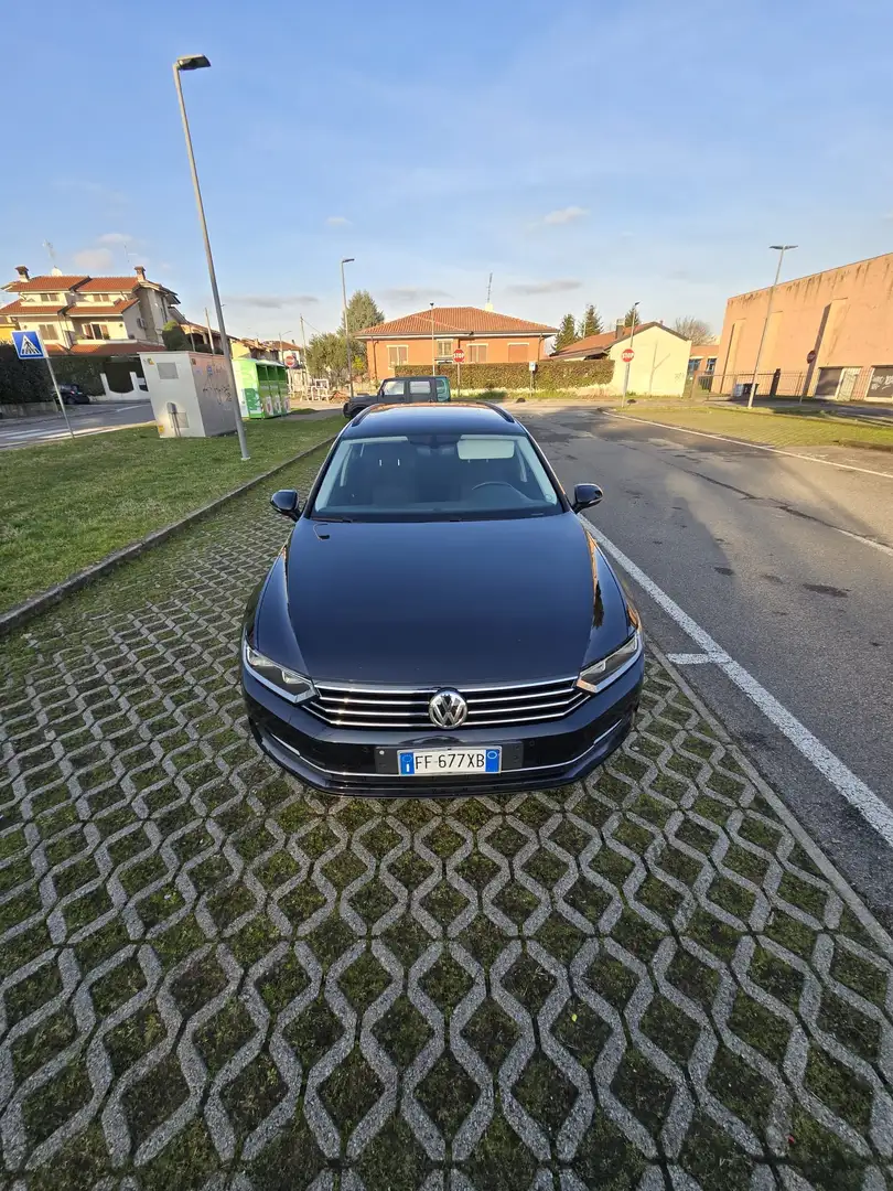 Volkswagen Passat 5p 2.0 diesel - 1