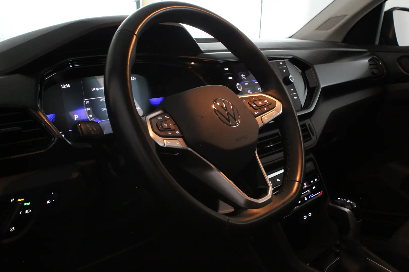 Volkswagen T-Cross 1.0 TSI Life 110pk Camera/Adapt.Cruise/Navi/Sensor Noir - 2