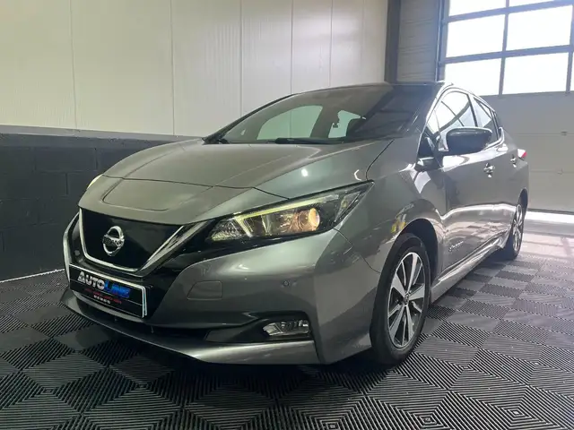 Nissan Leaf Batterie 40 KWH/Finition ACENTA/Carplay/Bluetooth/GPS/Régulateur de vitesse/Climatisation/Garantie 12 mois.