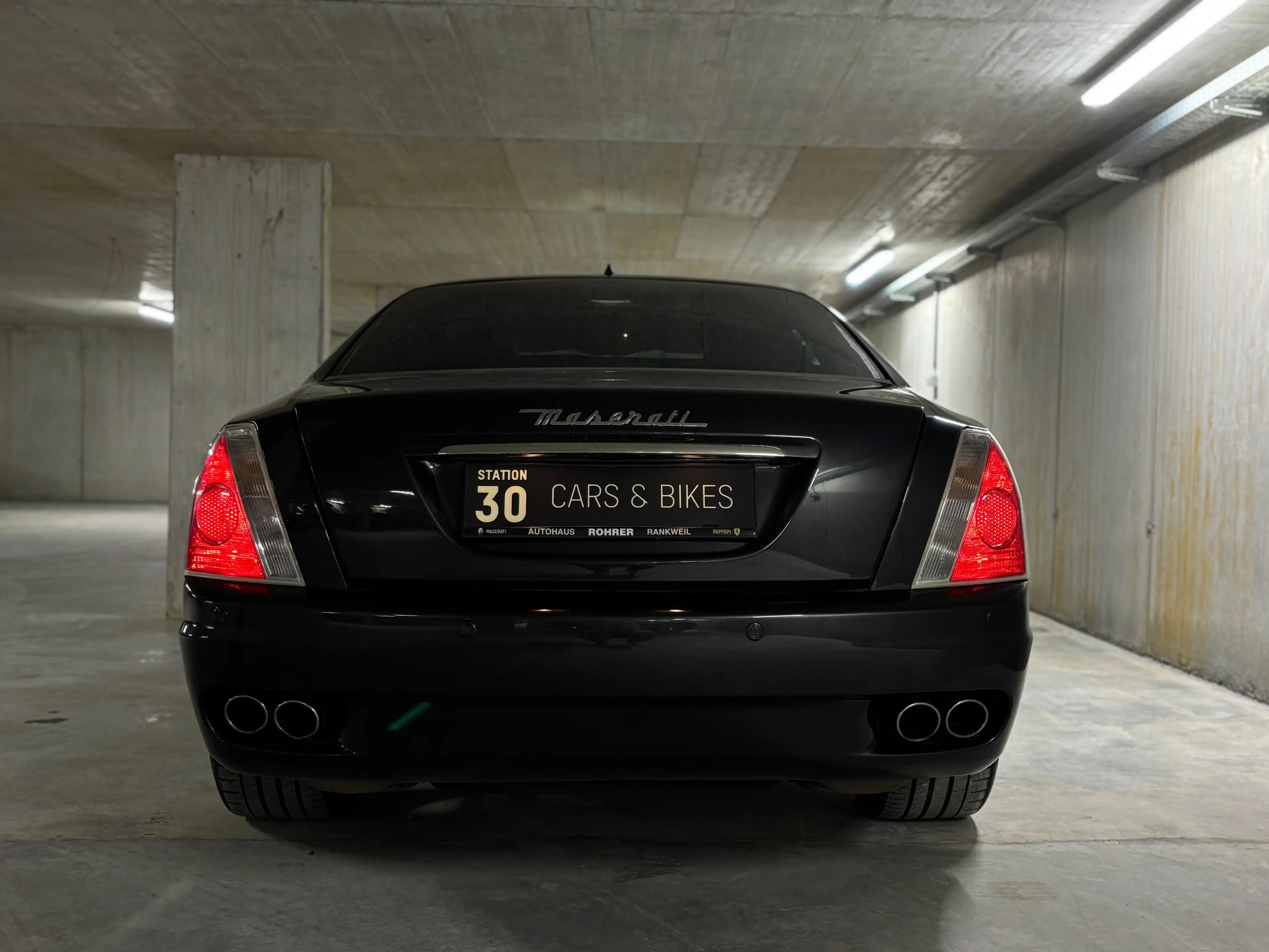 Maserati Quattroporte Basis — photo 14