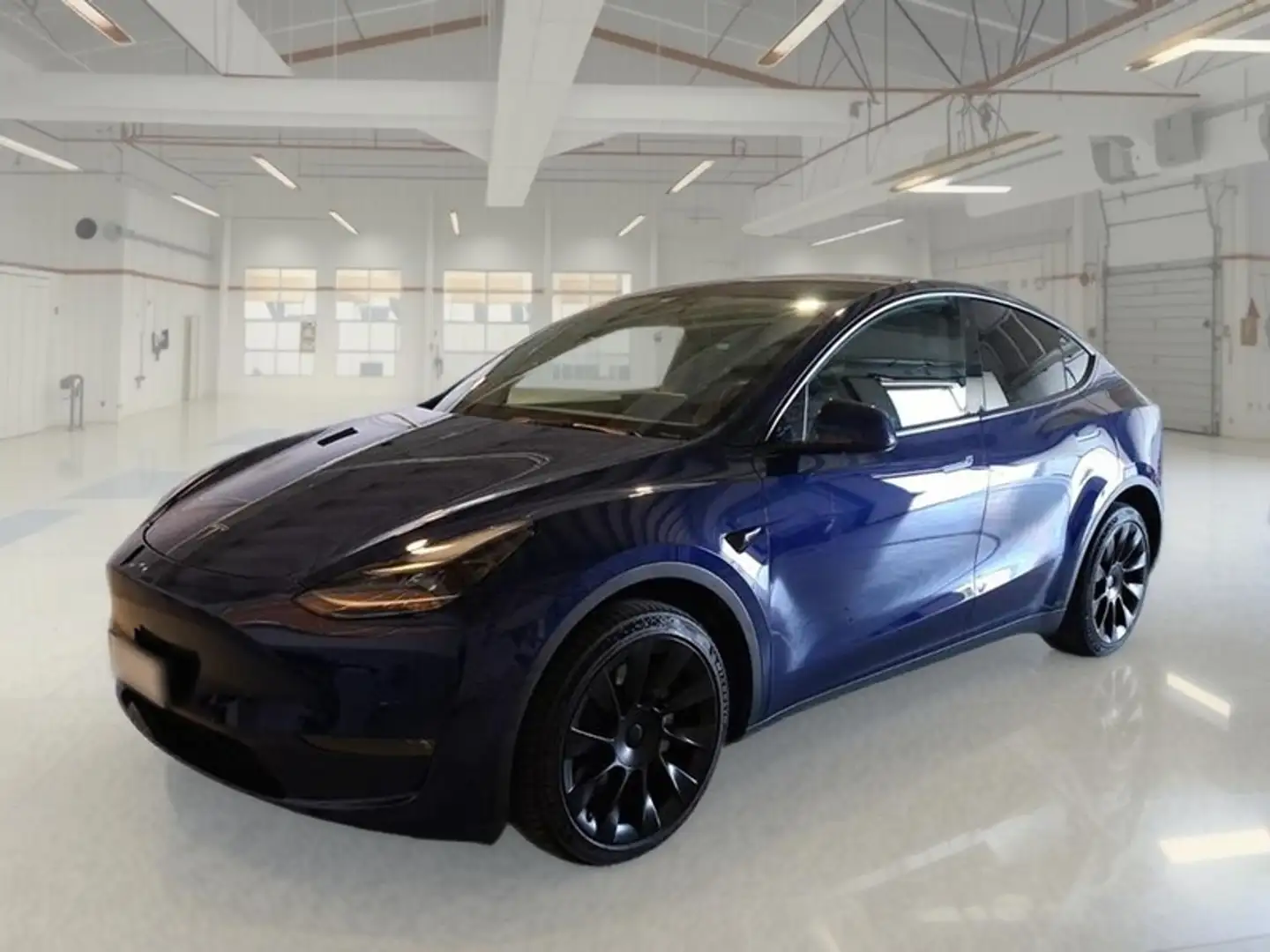 Tesla Model Y 75 kWh Dual Motor Long Range 4WD aut. - 1
