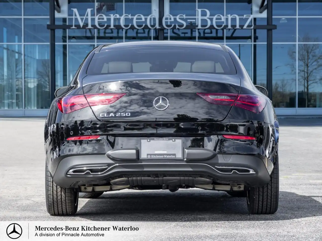 Mercedes-Benz CLA снимка Mercedes-Benz CLA