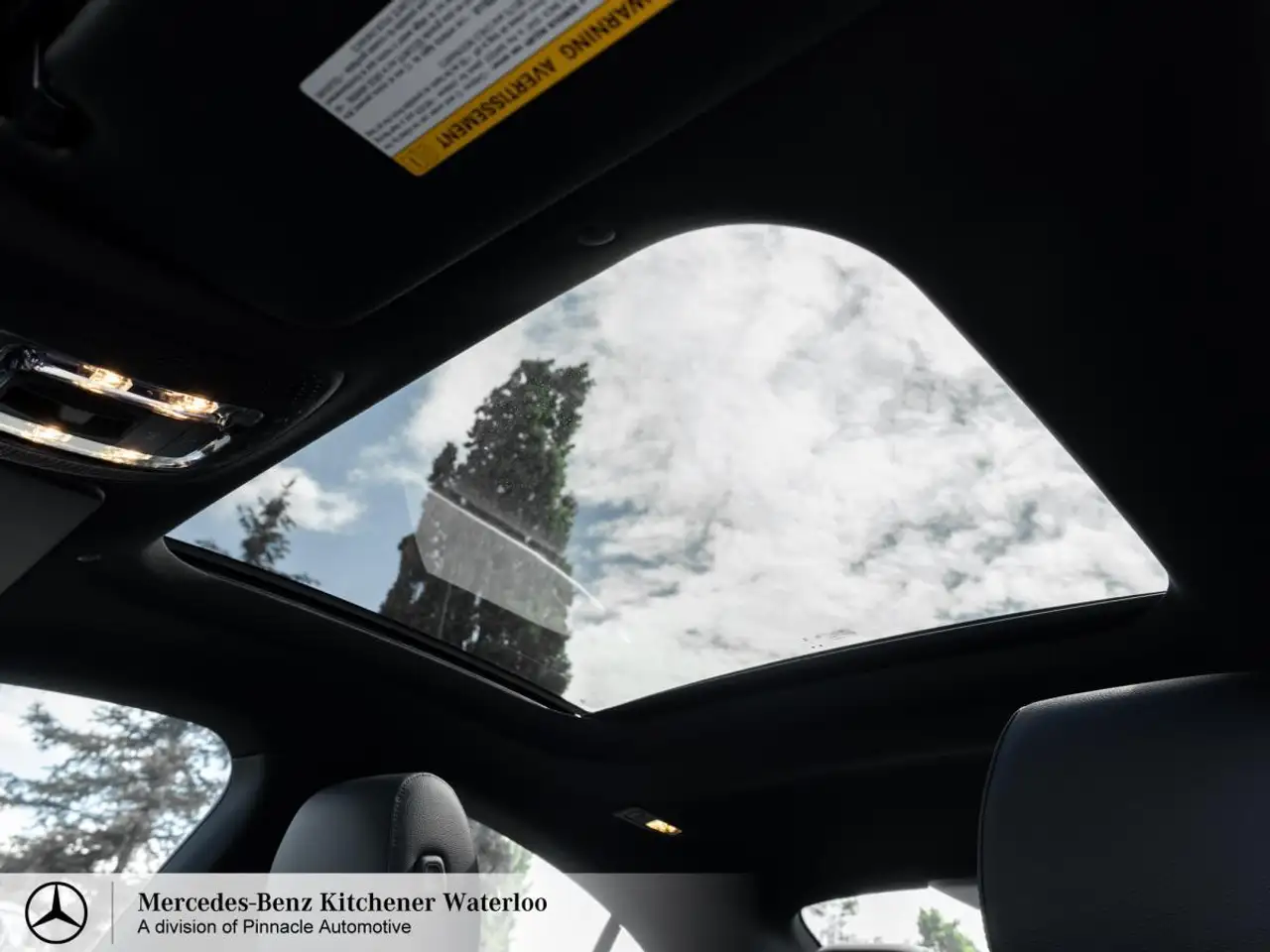 Mercedes-Benz CLA снимка Mercedes-Benz CLA