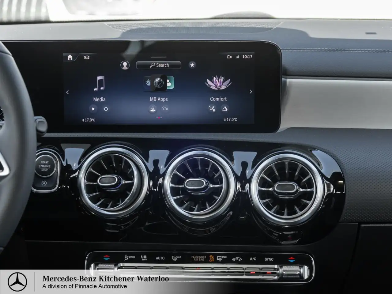 Mercedes-Benz CLA снимка Mercedes-Benz CLA