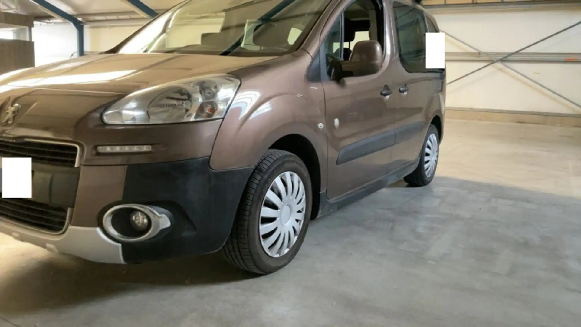 Peugeot Partner 120 L1 1.6 HDI FAP 90 outdoor Brun - 2