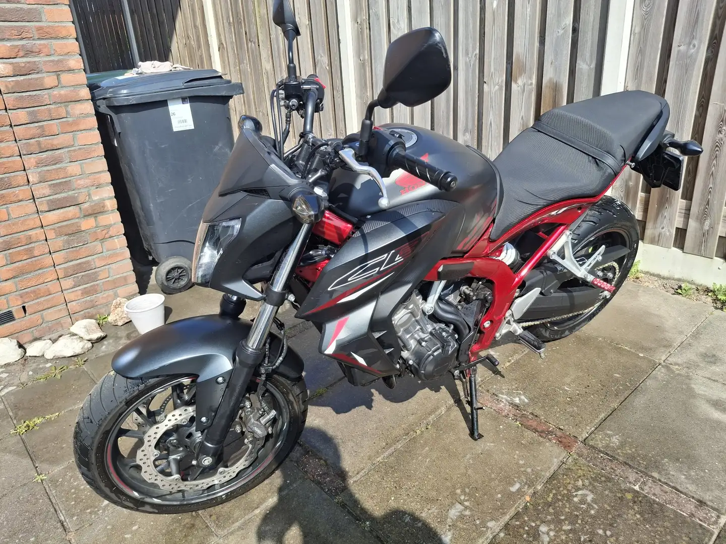 Honda CB 650 F Červená - 2