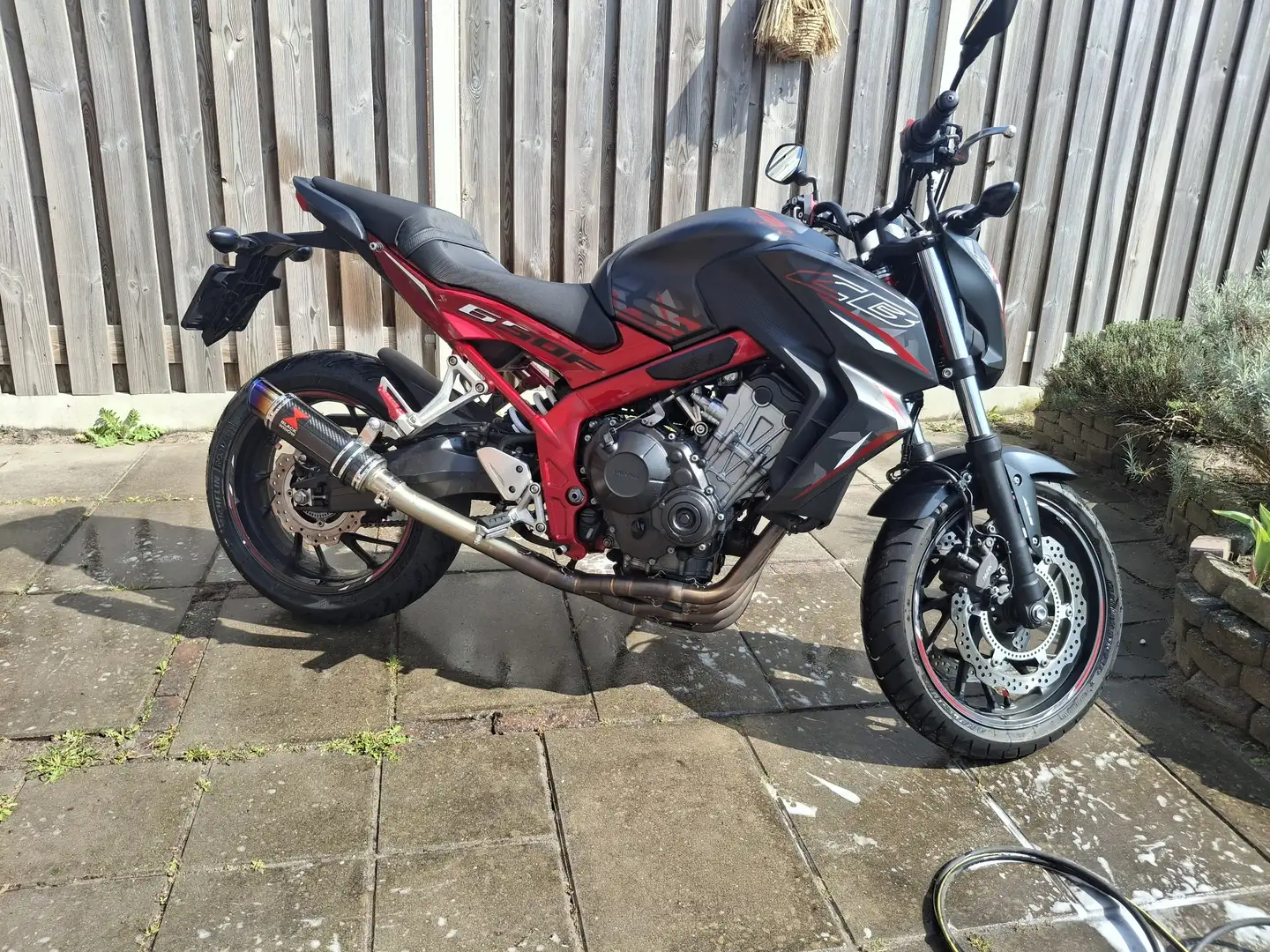 Honda CB 650 F Červená - 1