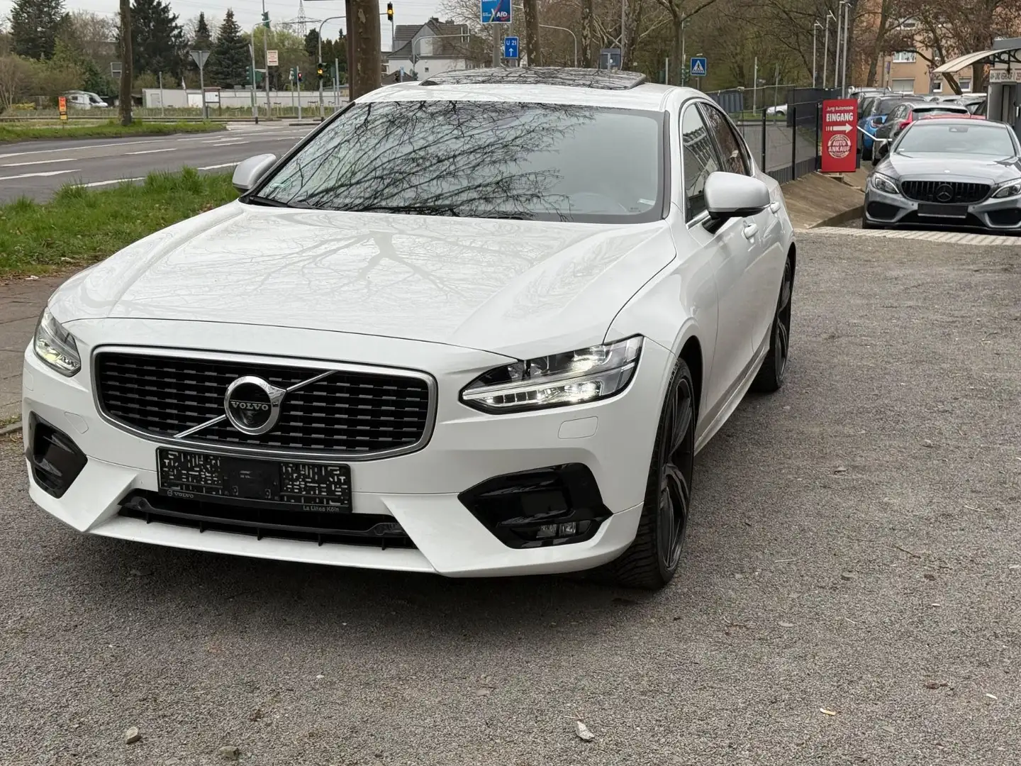 Volvo S90 Lim. R Design /Auto /Leder/Navi/Head Up Weiß - 1
